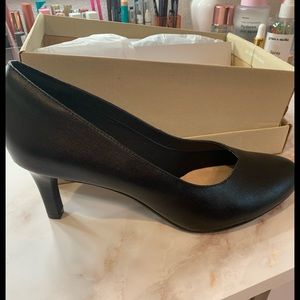 Clark’s pumps women’s shoe